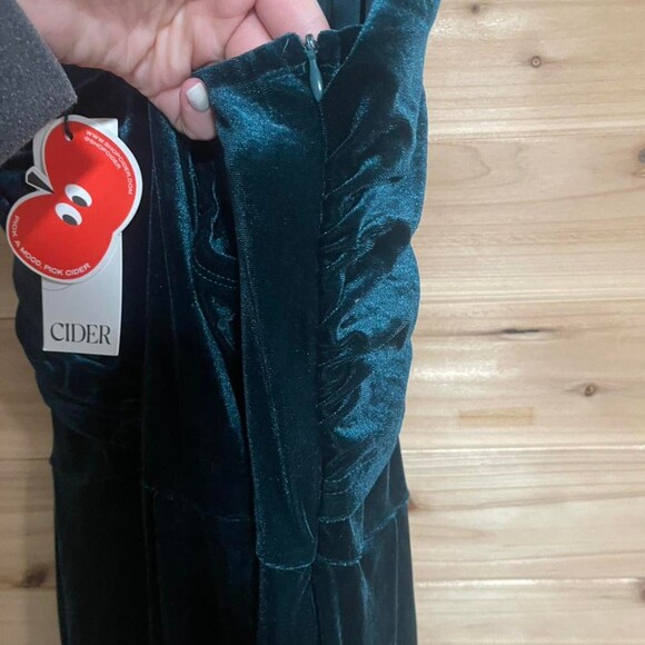 Cider Green Velvet Maxi Dress 7700 - Picture 4 of 8